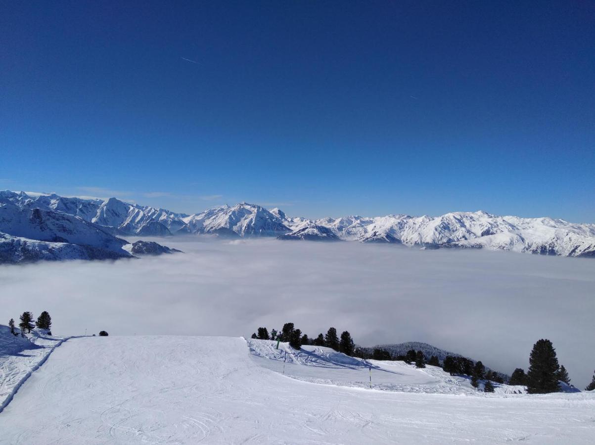 Ferienwohnung Zillertaler Alpenblick Целль-ам-Ціллер Екстер'єр фото